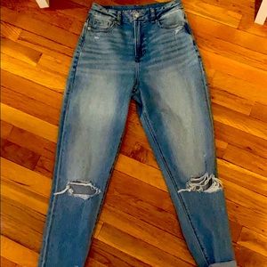 AE Curvy Mom Jeans!